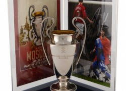Cristiano Ronaldo Manchester United Fanatics Authentic Autographed 2008 Champions League Mini Replica Trophy